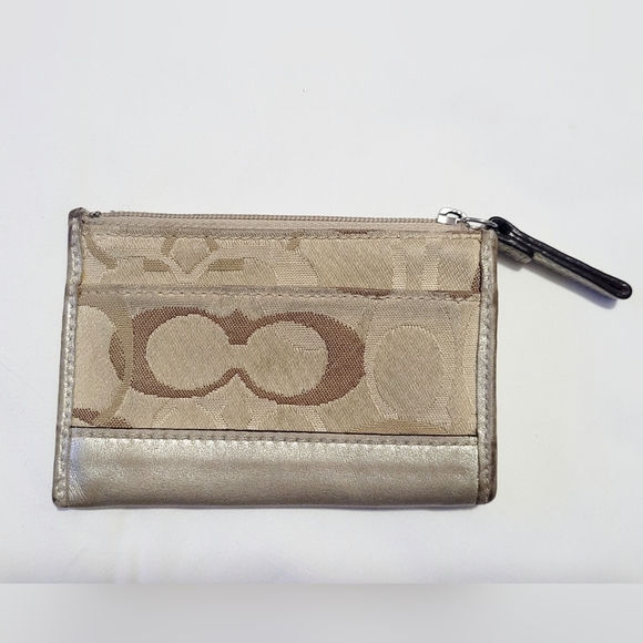 CUTE Coach Signature Coin Purse Keychain 🔑 - Picture 2 of 5